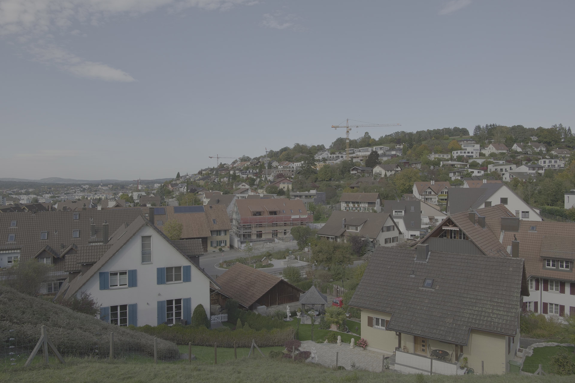Obj. S 24-105, Brennweite 24 mm, P, f/6.3, 1/250 sec., ISO 100, WB Wolken, Bildstil «V-Log».