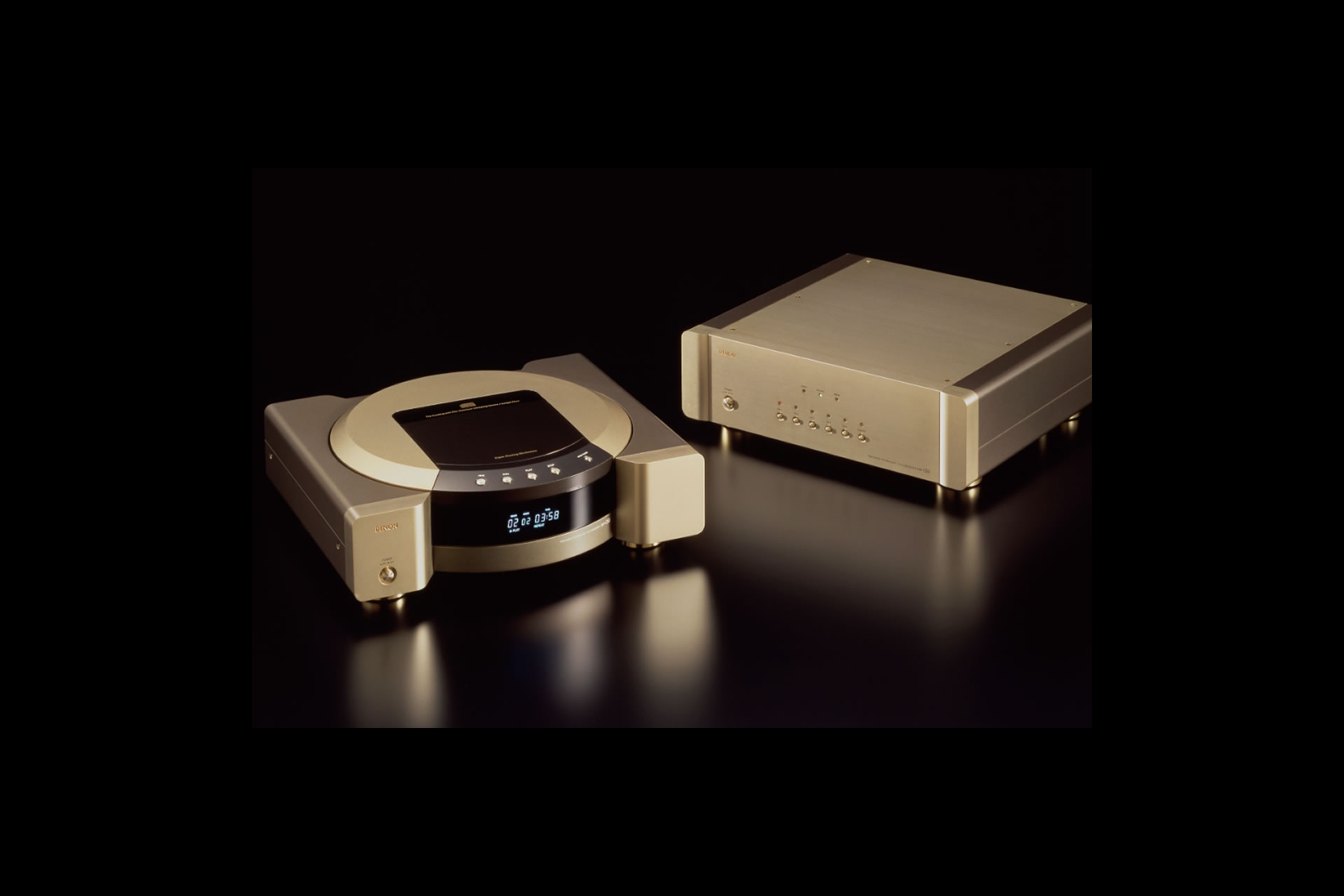 CD-Laufwerk DP-S1 und der separate DA-Wandler DA-S1 mit Alpha-Processing-Technologie.
