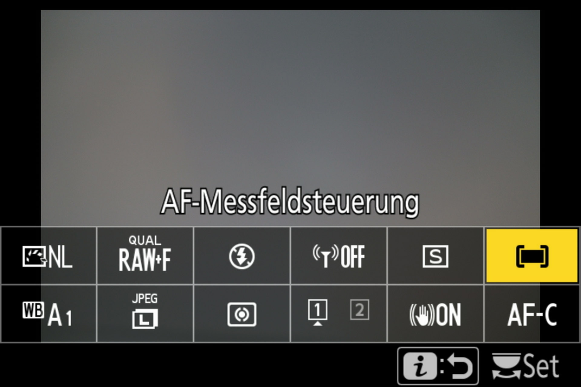 Schnellmenü-Aufruf über «i»-Taste.