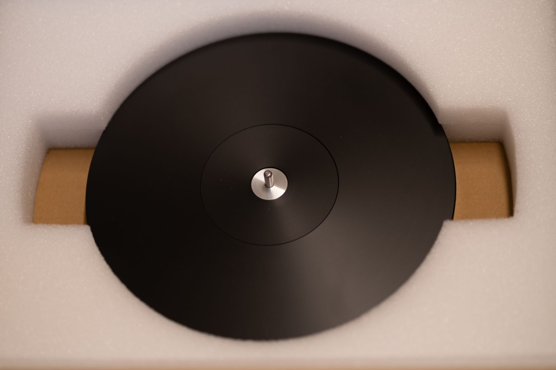 Test des Revox Studiomaster T700 Turntable - Neuer Revox-Plattenspieler