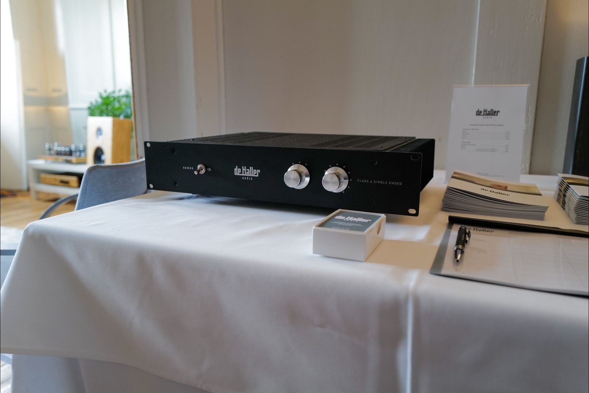 de Haller Elektronik, Made in Geneva