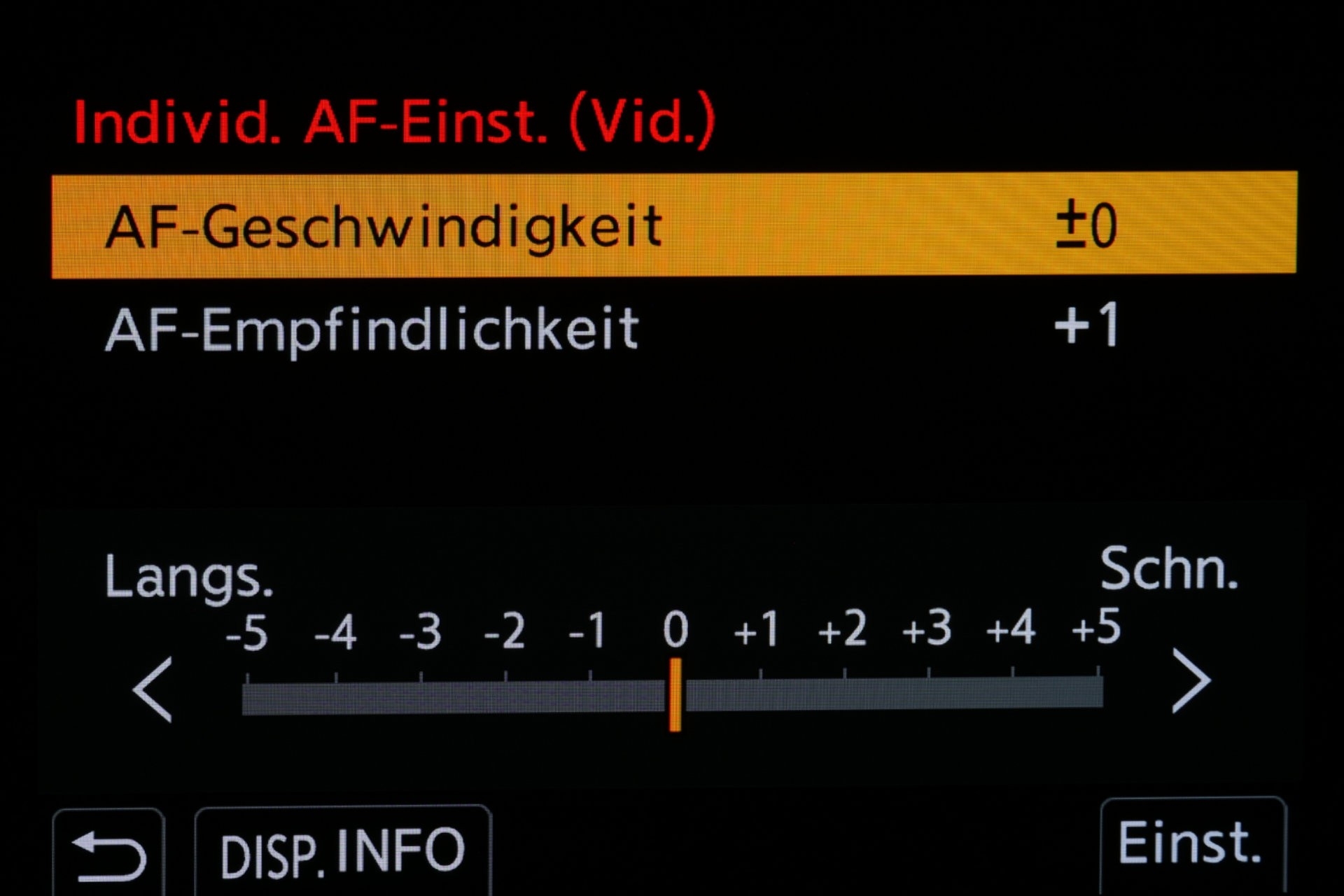 Individuelle AF-Einstellung: AF-Geschwindigkeit.