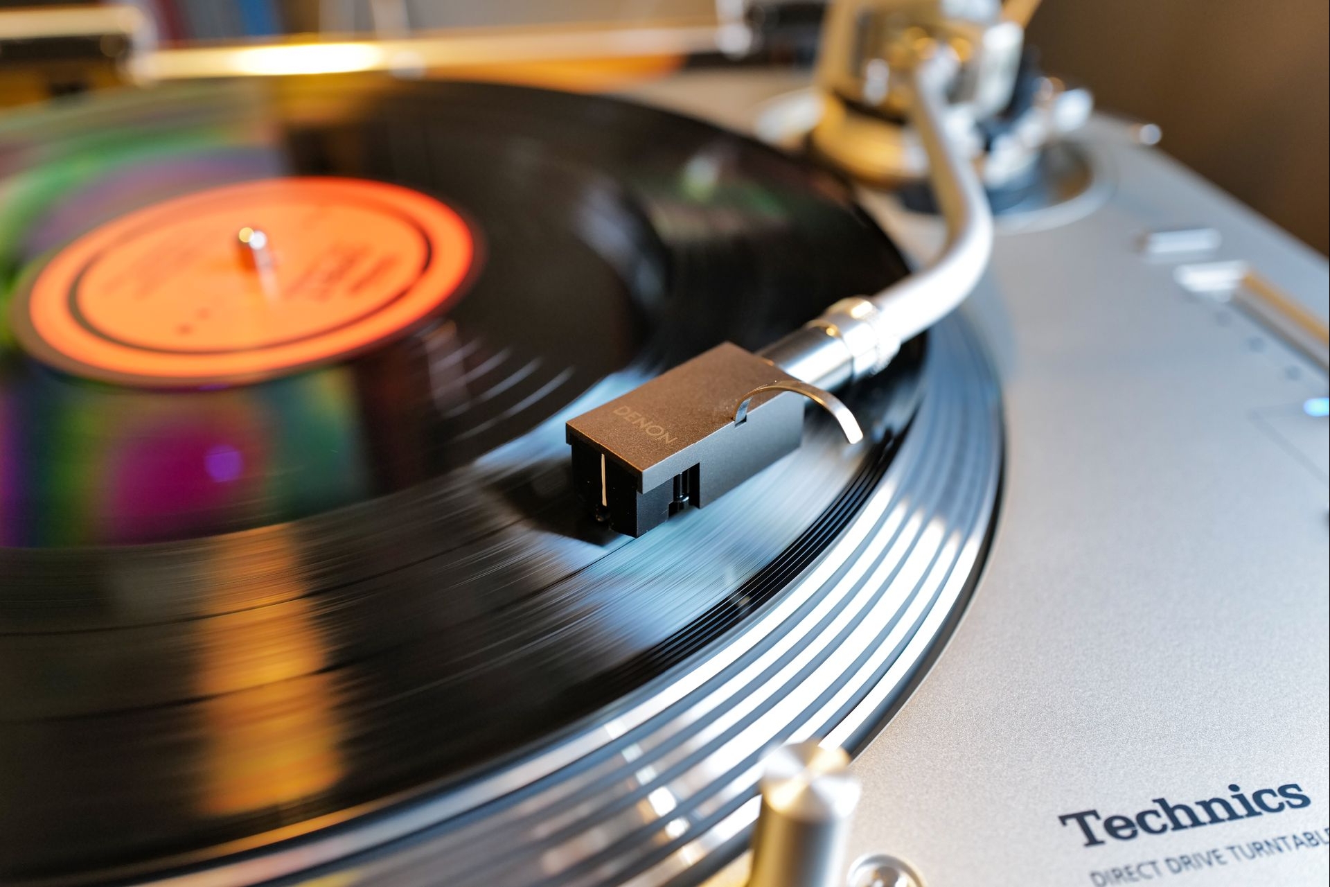 Der DL-A110 MC-Tonabnehmer von Denon diente dem SL-1200GR2 als Tondose für den Hörtest. Er ist nicht im Lieferumfang.