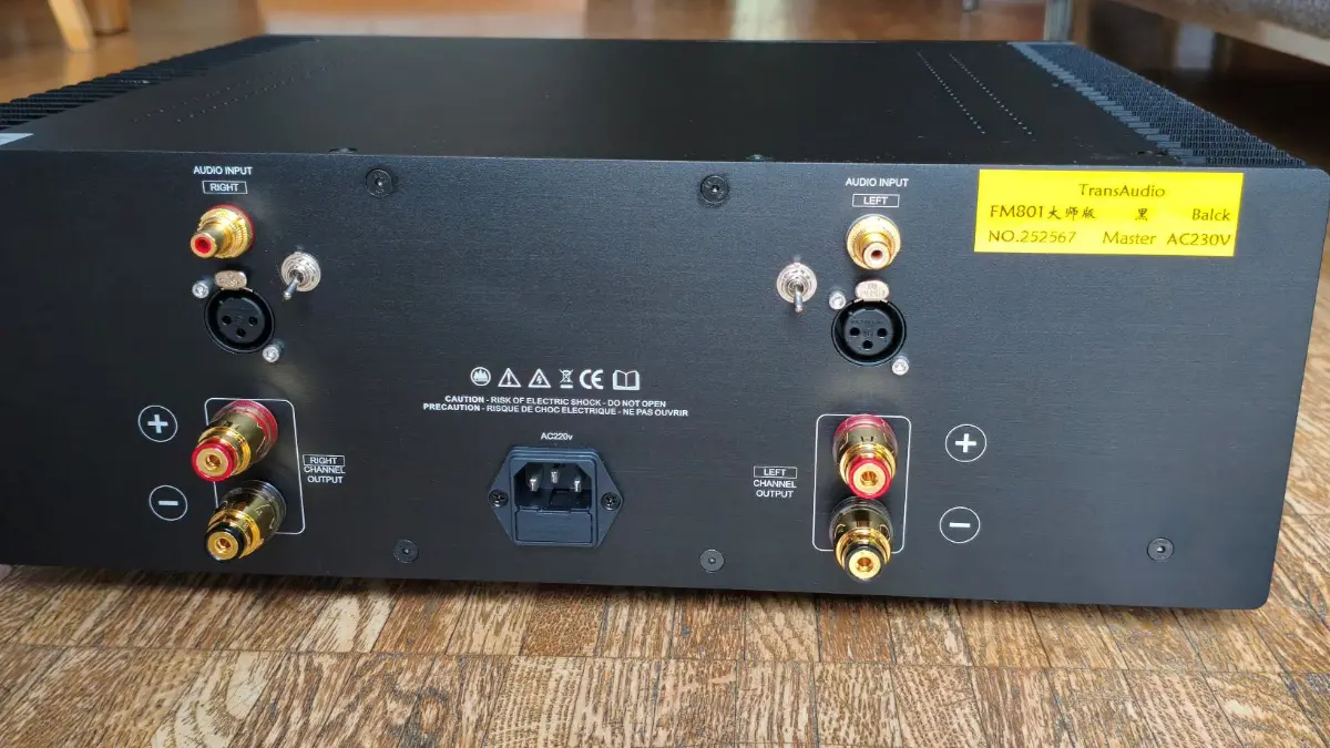 Transaudio FM801 250W Endstufe