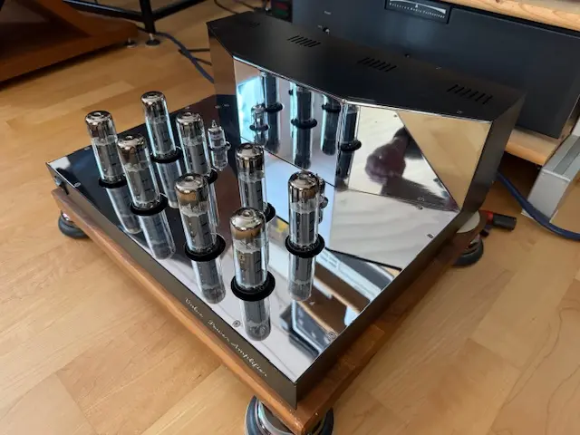 VELLEMAN&reg; K4000 R&ouml;hren Stereo Endstufe