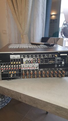 Yamaha Aventage RX-A3050 Heimkino-Receiver
