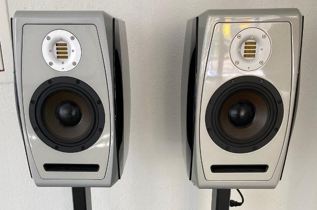 Highend Aktivlautsprecher Adam Audio Tensor Epsilon