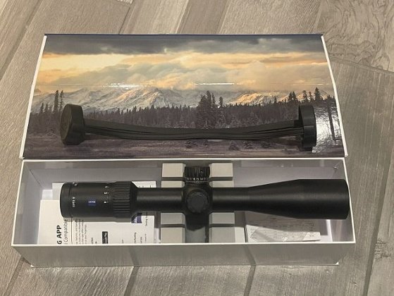 Zeiss Conquest V4 4-16x44 Zielfernrohr mit Absehen Nr. 64