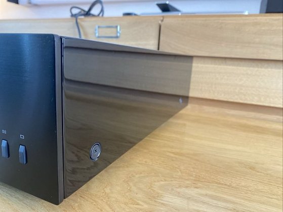 Yamaha CD S2100 SACD CD Player