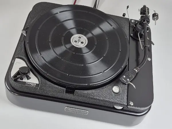 Thorens TD 124 &ndash; Swissonor / SME 3010R / SPU