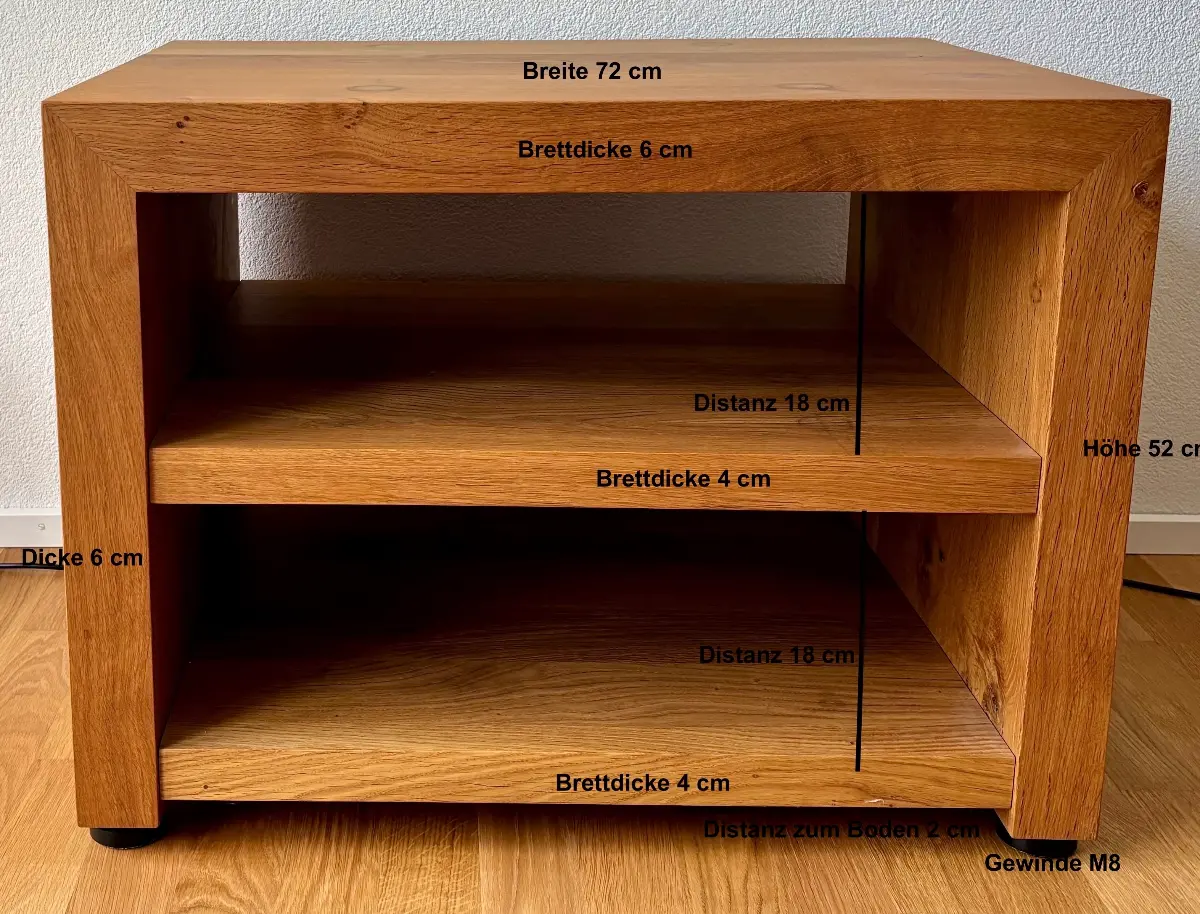 Massives Rack aus Wildeiche