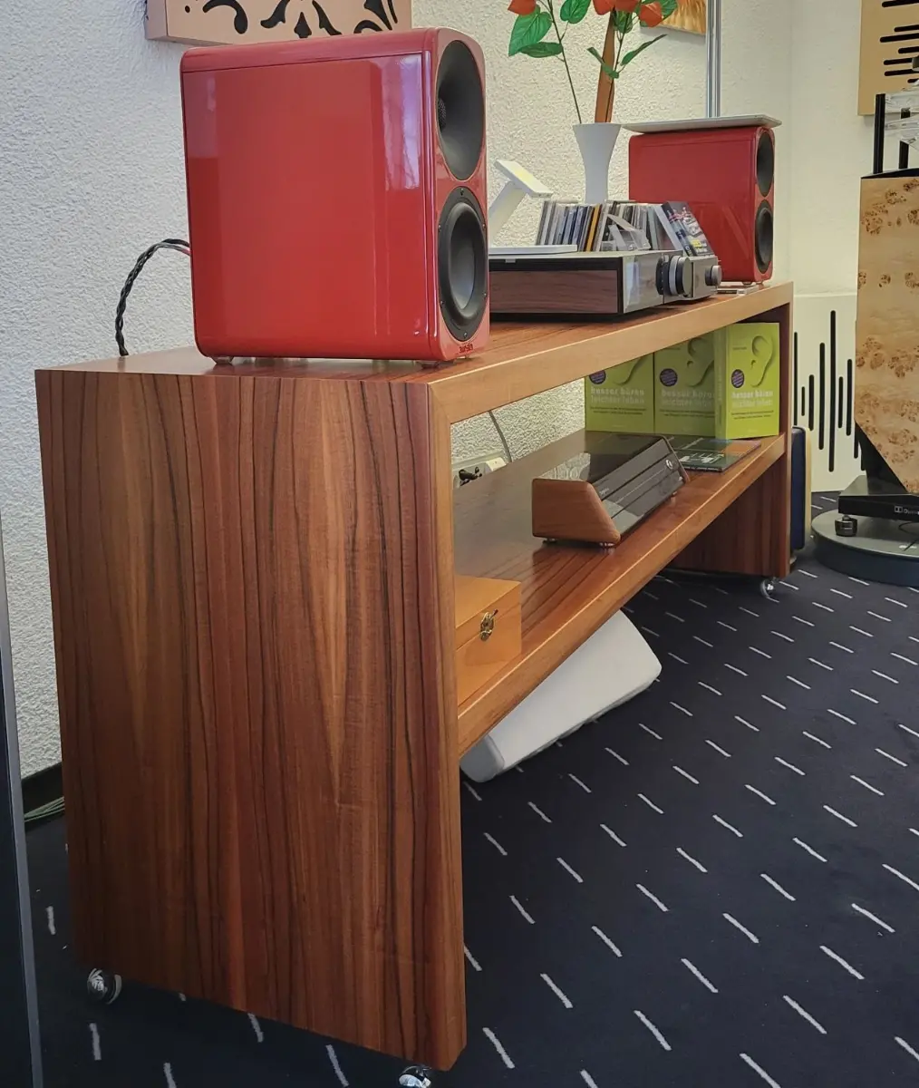 HiFi High-End Sideboard