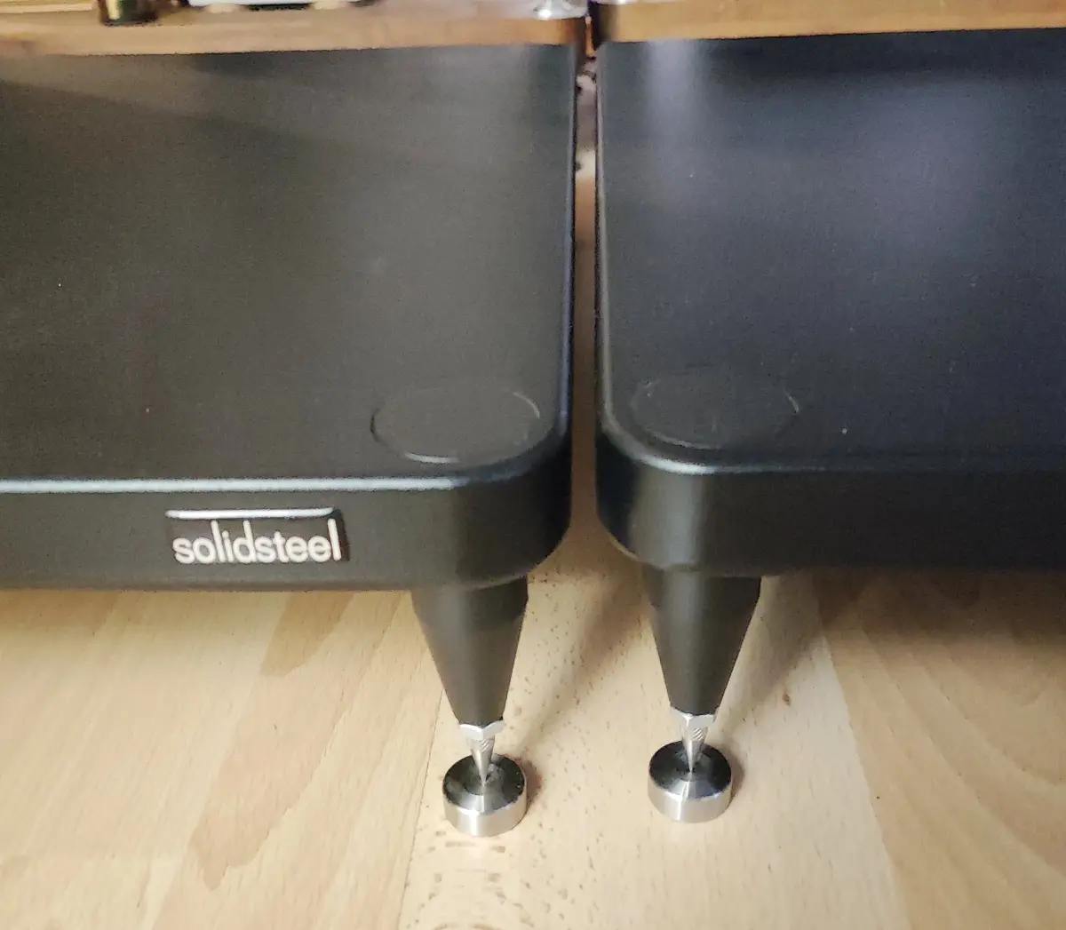 2x Solidsteel S3-A Power Amp Stand
