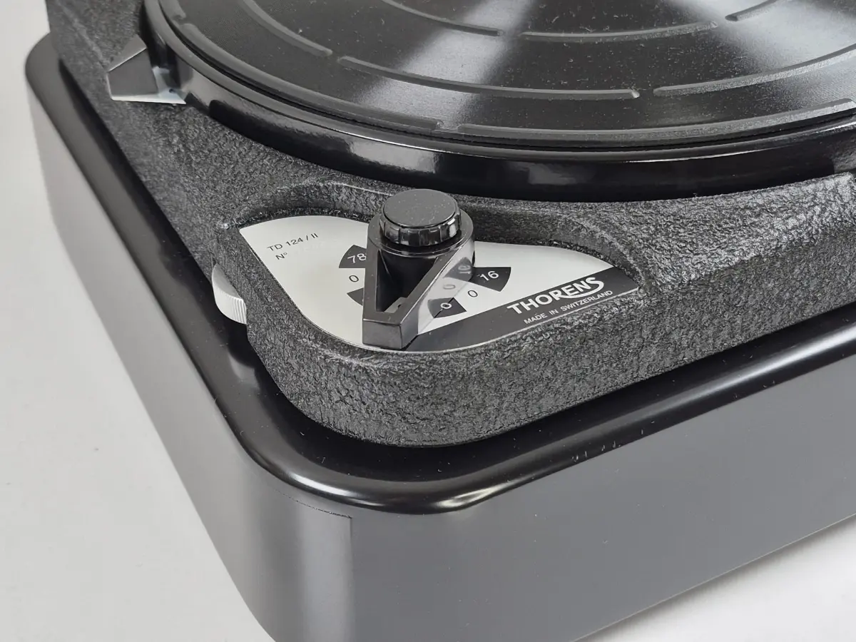 Thorens TD 124 &ndash; Swissonor / SME 3010R / SPU