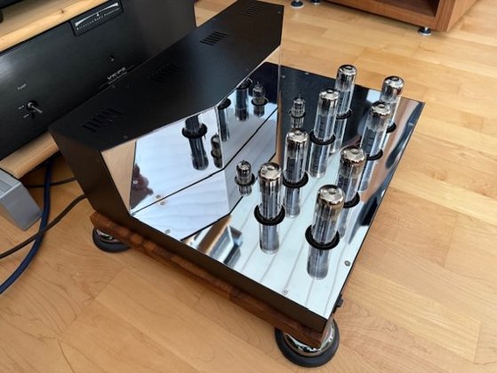 VELLEMAN&reg; K4000 R&ouml;hren Stereo Endstufe, 8 x EL34