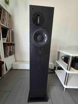 ProAc Response D30R