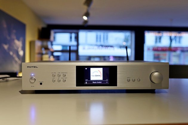 Rotel S14 Streaming-Verstärker