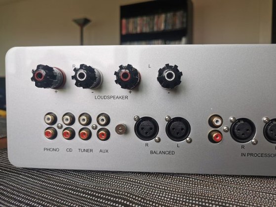 Extraudio X250 MK II Vollverstärker mit SR Purple Sicherung