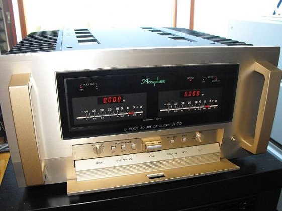 High End Accuphase Class A Endverstärker A-70 NP SFr. 20 950