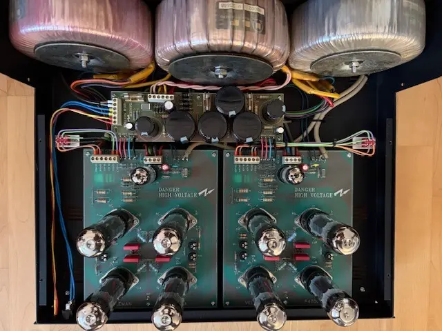 VELLEMAN&reg; K4000 R&ouml;hren Stereo Endstufe
