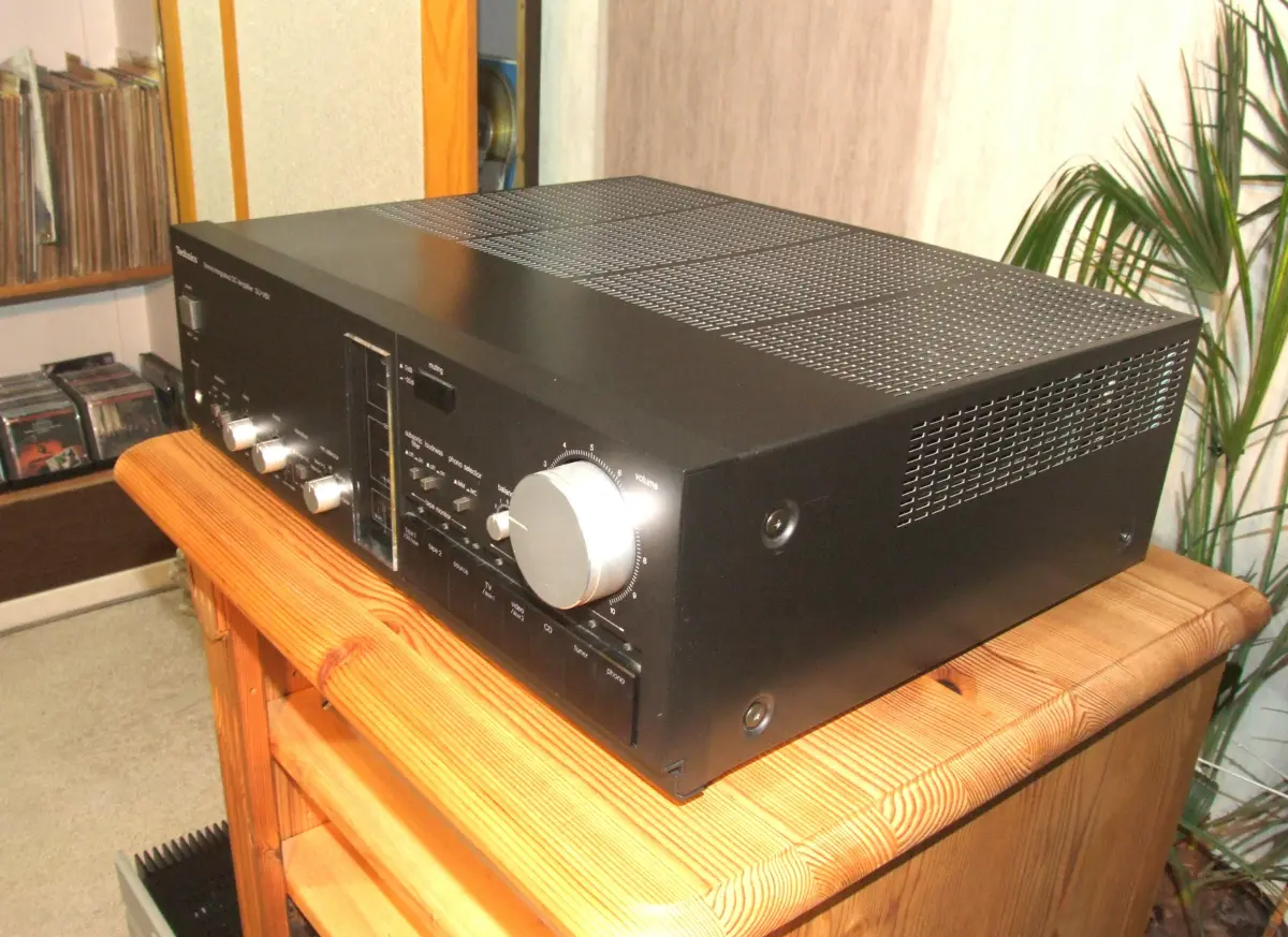 Technics Stereo Integrated Amplifier SU-V6X