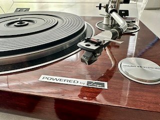 Micro Seiki DD-40 High-End Plattenspieler