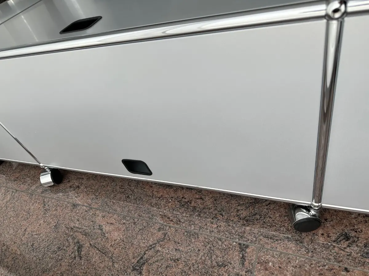 USM Haller TV-/HiFi-Lowboard 147 cm