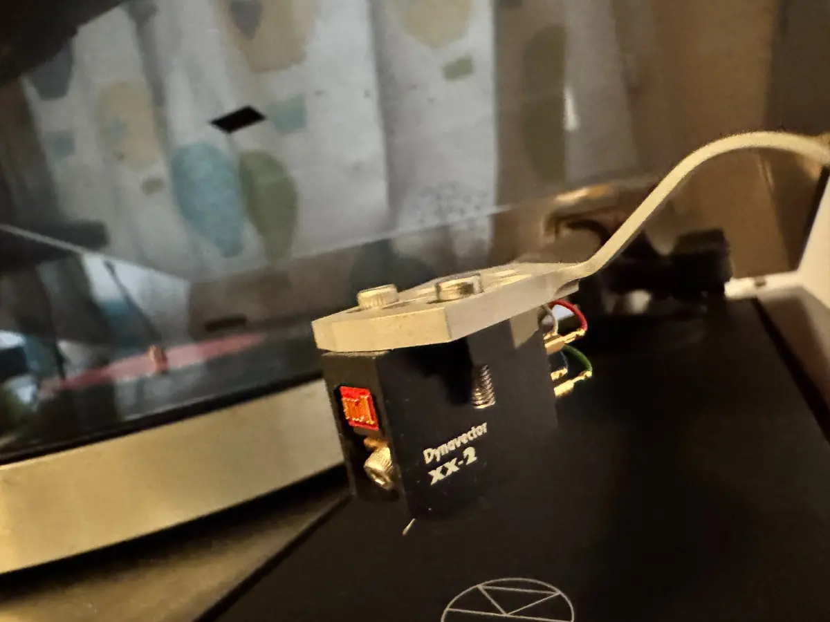 Linn LP12 with Ekos, Keel, Lingo3, Linto, ...