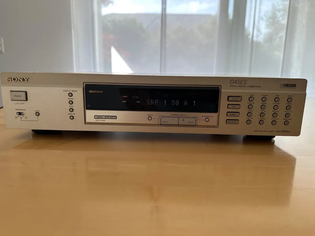 Sony DAR-DA5ES ES HiFi-Tuner, Champagner