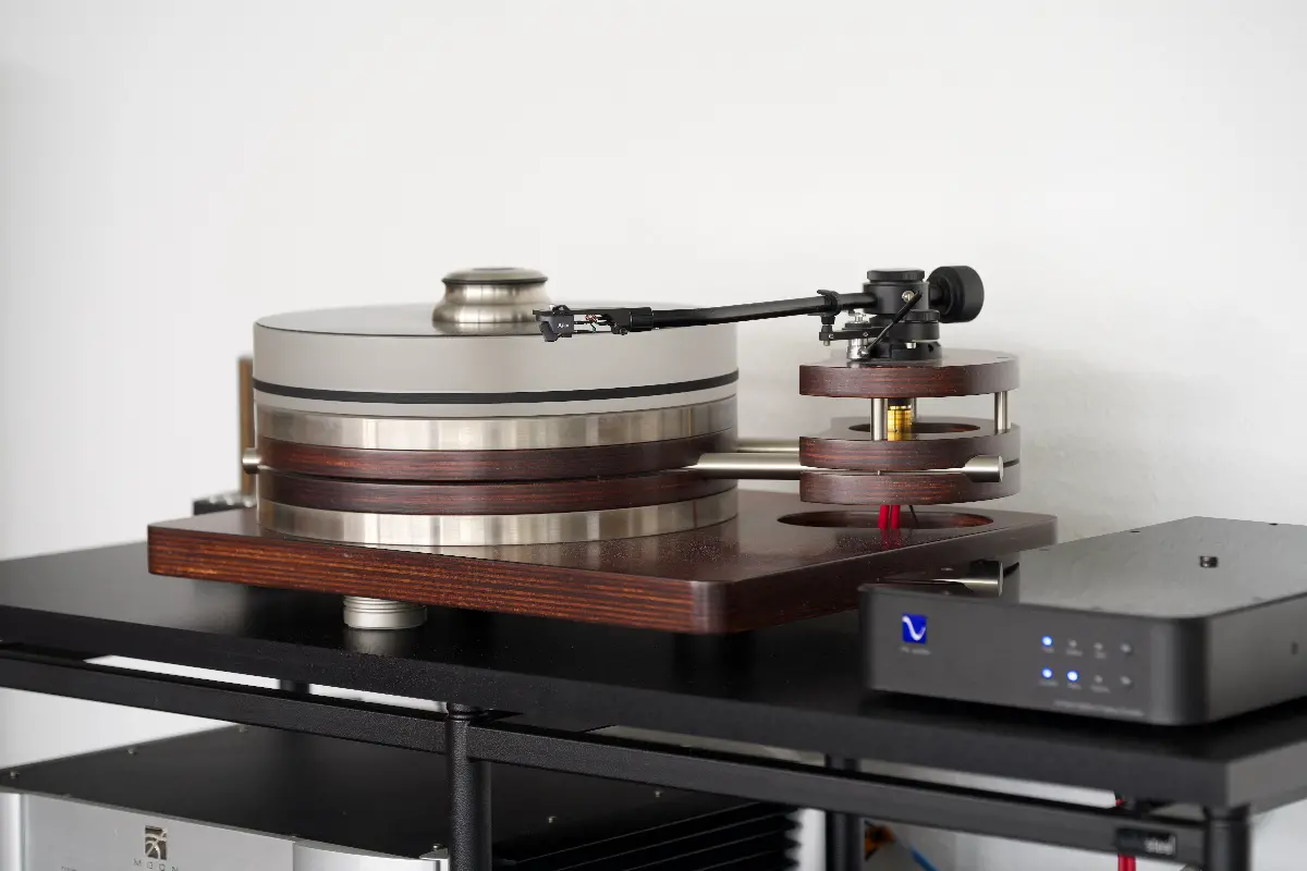 Dr. Feickert Analogue DFA Twin Masselaufwerk