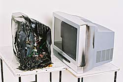 Quizfrage nach dem Kerzentest: Welches ist der brandsichere Finlux-Fernseher mit der Safety++-Technologie?
