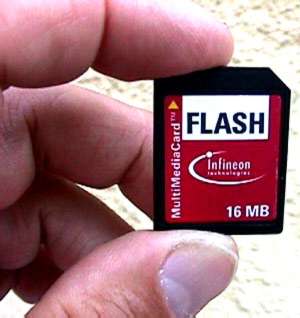 Kleine Karte, grosser Preis: Die SmartMedia-Flash-Memory Speicherkarte