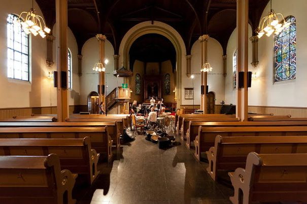 Die Sofienberg Kirche (Oslo) besitzt eine exzellente Akustik und diente hier als Aufnahmestudio.