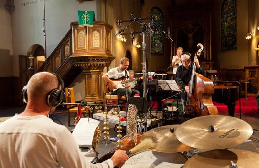 Quiet Winter Night – Hoff Ensemble