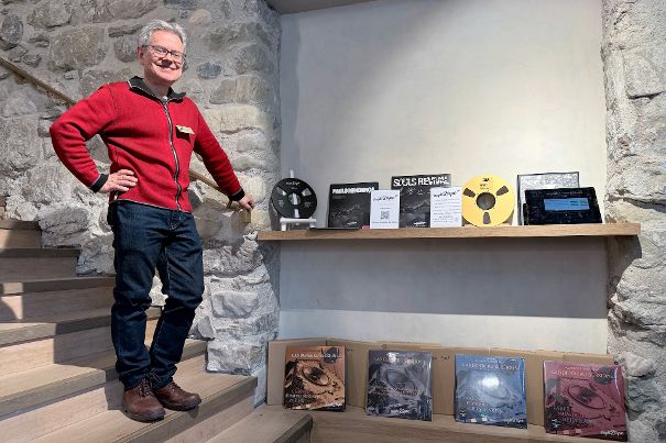 Markus Thomann, der Kopf hinter dem Klangschloss, rief vor 20 Jahren die aussergewöhnliche Veranstaltung im Schloss Greifensee ins Leben.