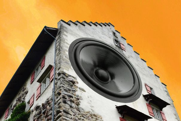 Zum achten Mal treffen sich technikaffine Musikliebhaber im Schloss Greifensee, 15km östlich von Zürich. Die Ausstellung ist ein Geheimtip unter Audiophilen.