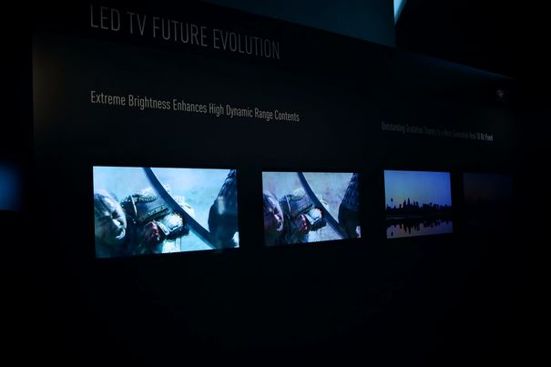 Ein Blick in die Zukunft: Panasonic zeigt ein erstes HDR-Display. Wow-Effekt garantiert. 