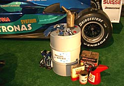 Der Formel 1-Rennstall von Peter Sauber und Philips steigen gemeinsam in die Saison 2004.