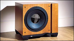 Bringt einen abgrundtiefen Bass: Aktiver Subwoofer von B&W mit eingebautem Verstärker.