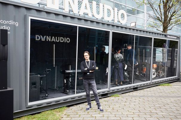 Im Dynaudio Unheard Studio konnten junge Künstler ihre Musik in allerbester Klangqualität aufzeichnen. Davon war auch High End Markenbotschafter Steven Wilson beeindruckt.