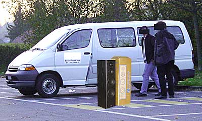 Mit faulen Tricks werden die Audiofile-Boxen auf der Strasse leichtgläubigen Passanten verscherbelt