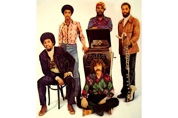 Die Headhunters 1974, hier bereits mit dem neuen Schlagzeuger Mike Clark.