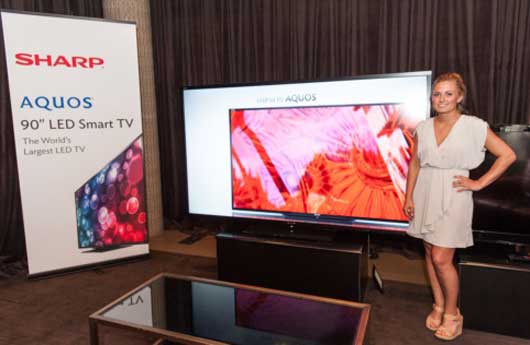 90 Zoll TV von Sharp