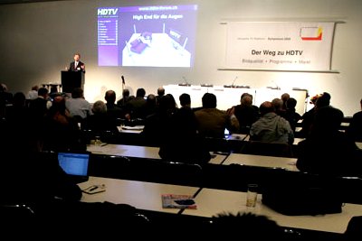 Albrecht Gasteiner vom HDTV-Forum Schweiz am Symposium zum Thema 