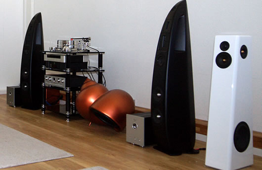 Probehören im Showroom