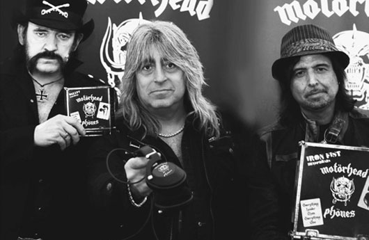 Kopfhörer von der lautesten Rockband