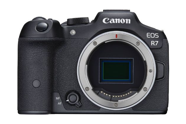 Canon EOS R7