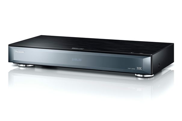 Der 4K/Ultra-HD-Blu-ray-Player DMP-UB900 gibt Bilder auch zu Hause mit echter Kinoqualität wieder und taucht den Zuschauer in eine überwältigende neue Welt der Bilder und Klänge ein.