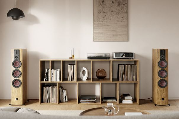 HiFi-Setup mit den grossen Standlautsprechern Rubikore 6.