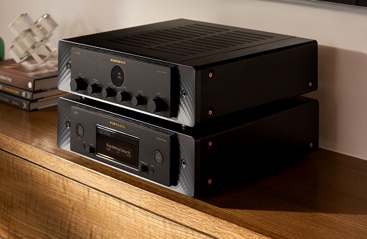 Top-Streamer/CD-Spieler und HiFi-Verstärker